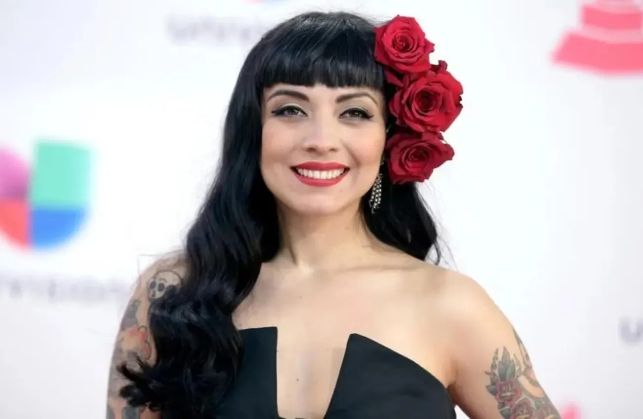 Imagen noticia Mon Laferte es una Leading Lady de La Academia Latina de la Grabación