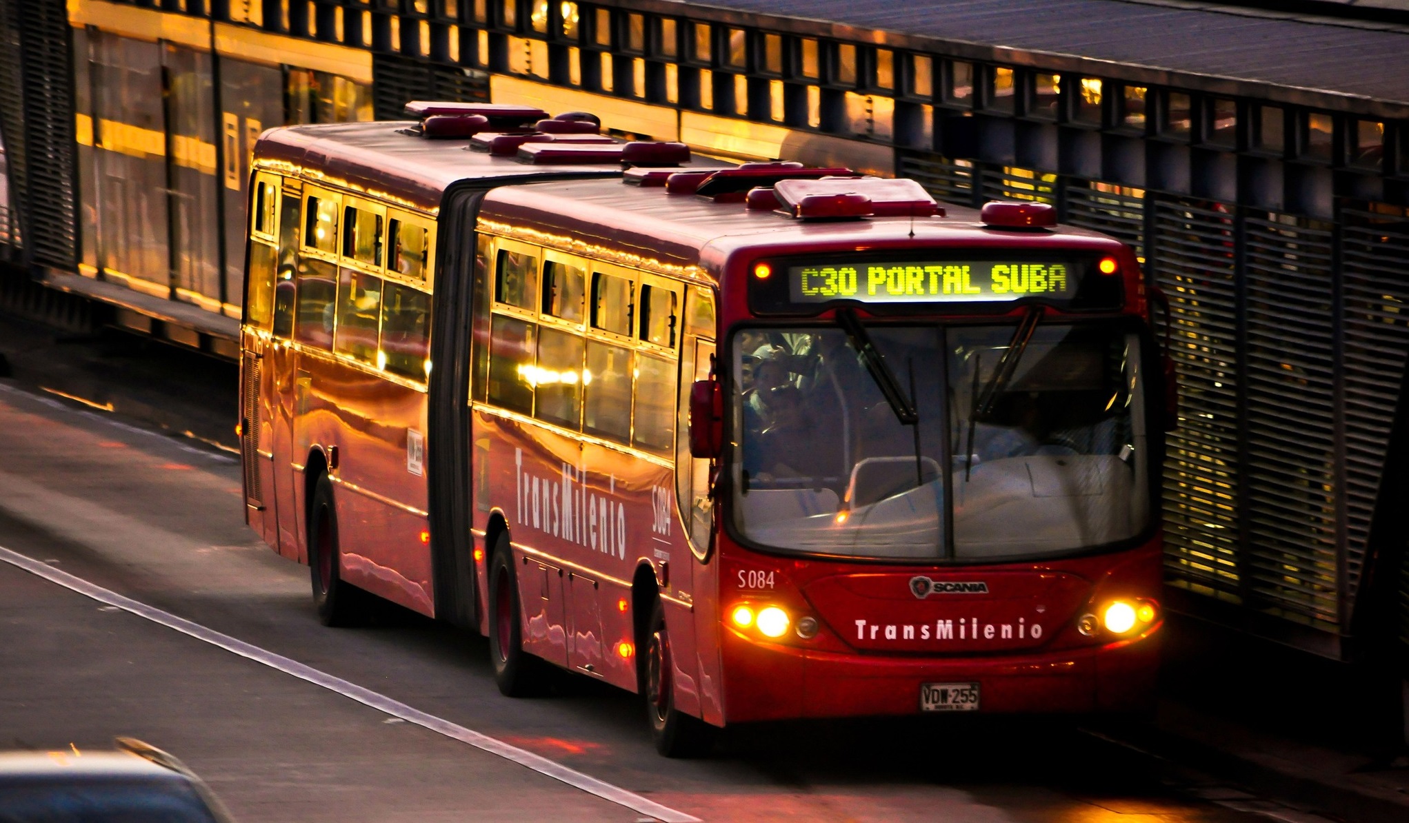 Imagen noticia Estudiantes vulnerables de la Universidad tendrán subsidio de transporte