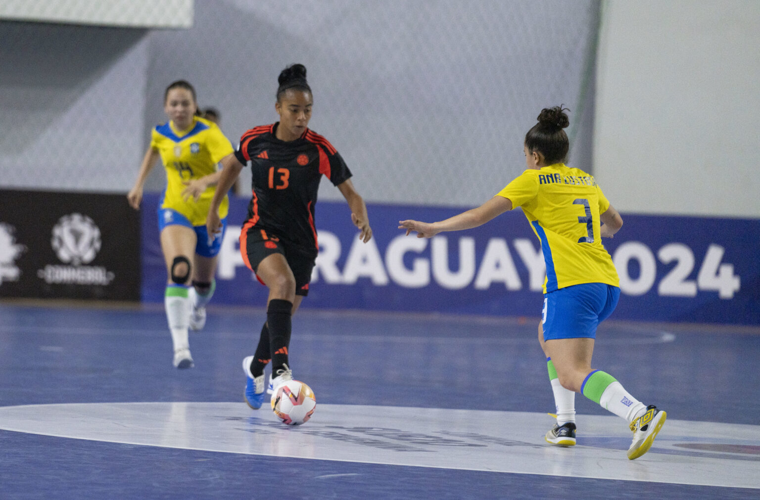 Imagen noticia Colombia, Argentina, Brasil y Uruguay se instalaron en la semifinal de Futsal